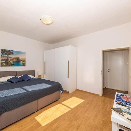 Wanderlust Apartments ดูบรอฟนิก ภายนอก รูปภาพ