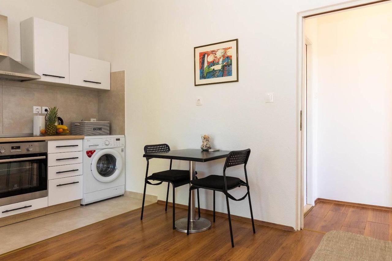 Wanderlust Apartments ดูบรอฟนิก ภายนอก รูปภาพ